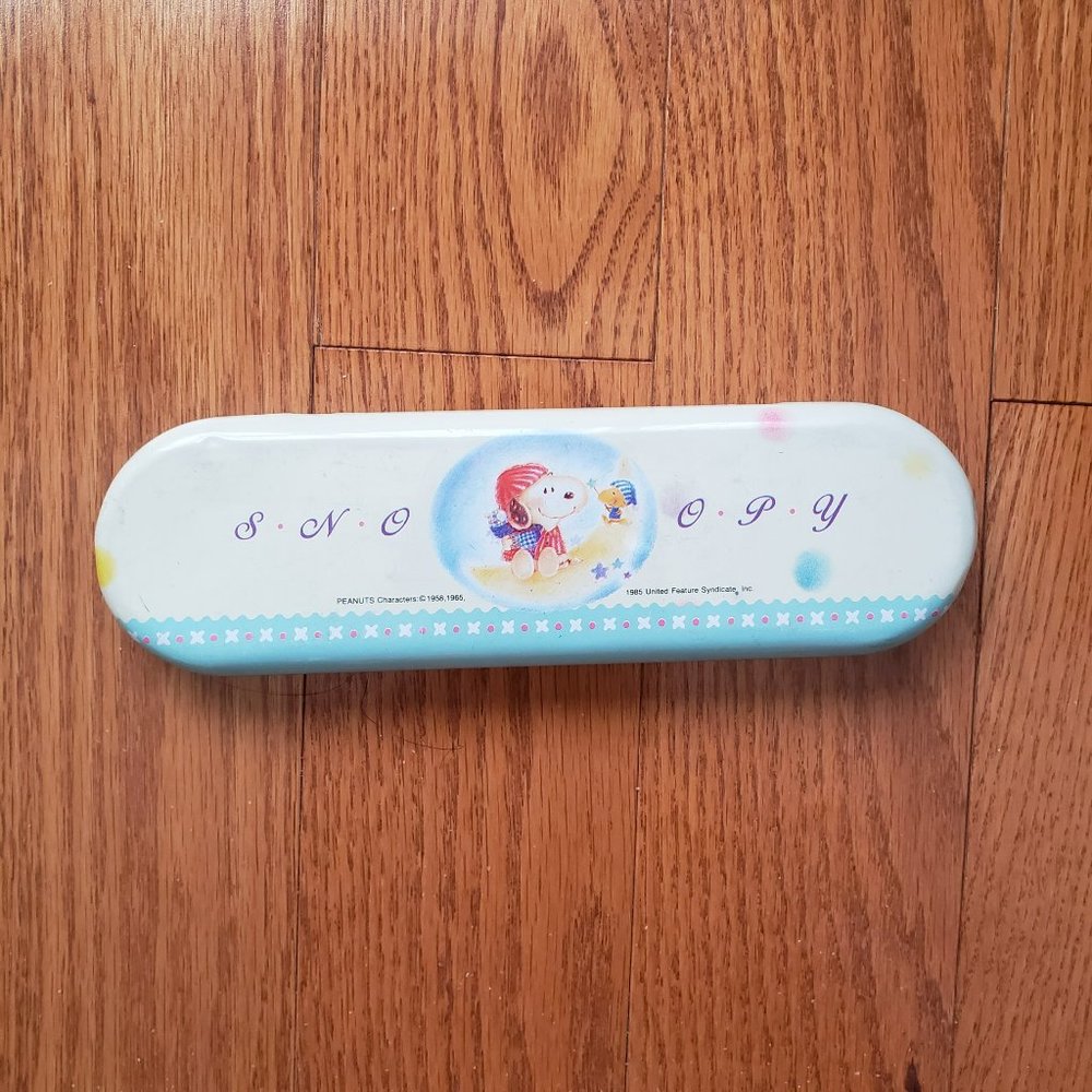 Vintage Snoopy Metal Pencil Case/ Box